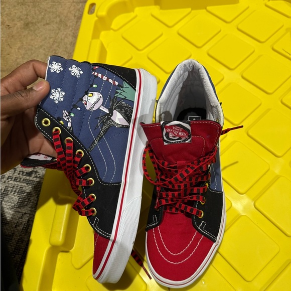 VANS Sk8-Hi NIGHTMARE BEFORE CHRISTMAS HI Christmas Town Snowman